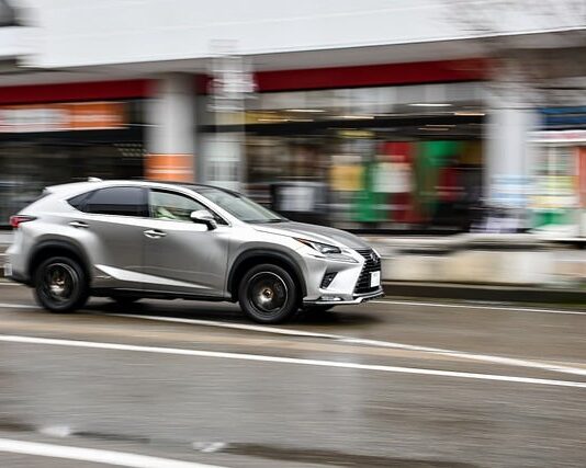 Do kogo należy Lexus? Do kogo należy Lexus?